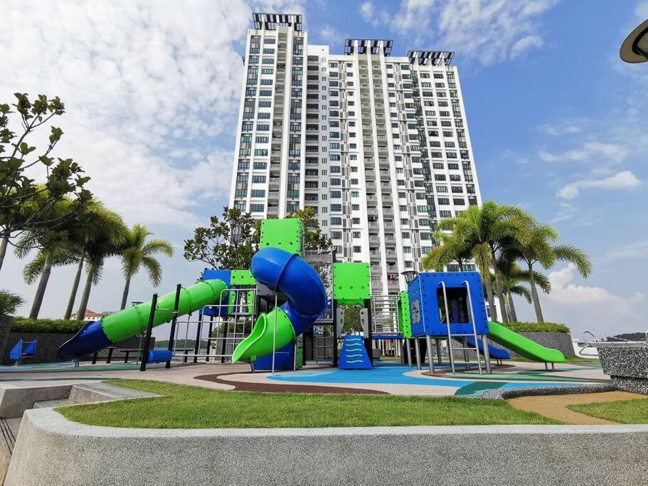 Forest In The Sky 3br 8pax Netflix!! High Floor By