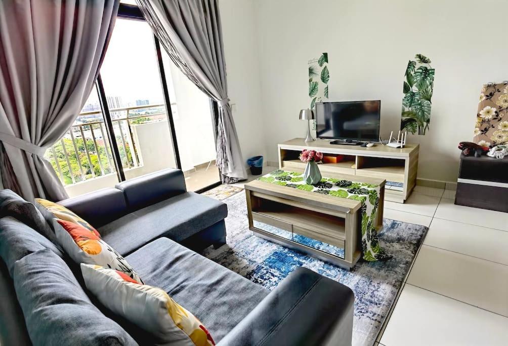 Pangsapuri Forest In The Sky 3br 8pax Netflix!! High Floor By