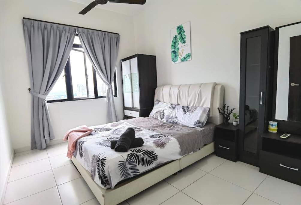 Pangsapuri Forest In The Sky 3br 8pax Netflix!! High Floor By *