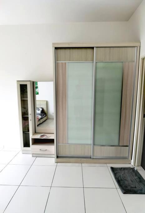 Pangsapuri Forest In The Sky 3br 8pax Netflix!! High Floor By *